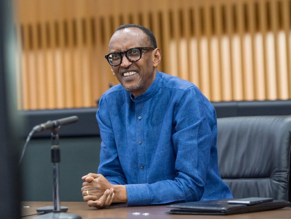 Perezida Kagame yagiranye ikiganiro n’abagize Akanama Ngishwanama ke